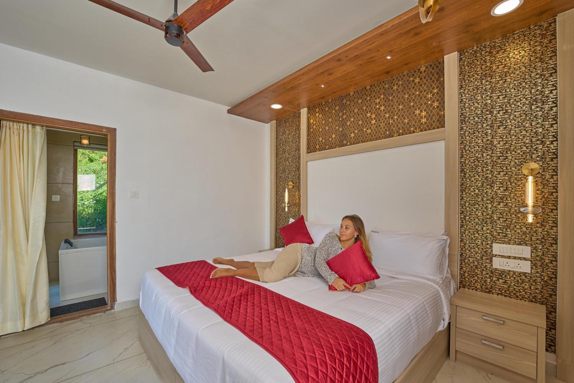 Hotel The Planet Munnar Suryanelli Exterior foto